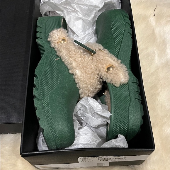 Coach Lola Green Clogs with Shearling Lining - Picture 9 of 9